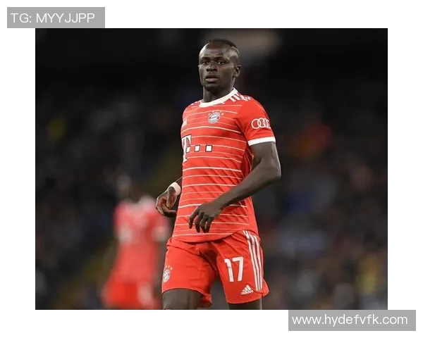 足球球星恶搞表情爆笑合集全场欢乐不断笑到停不下来